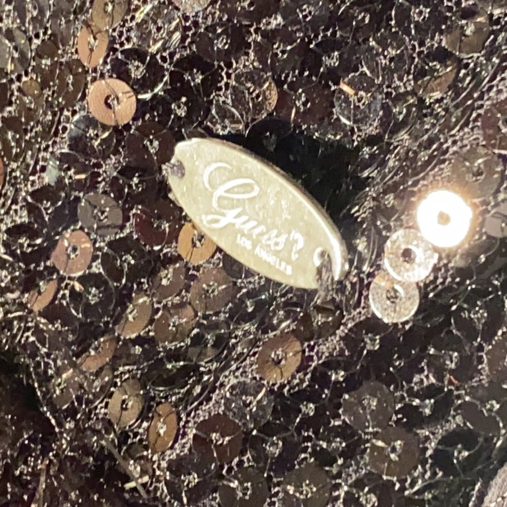 GUESS - tank w black sequins and faux feather fluff on the hem - L - Picture 12 of 16
